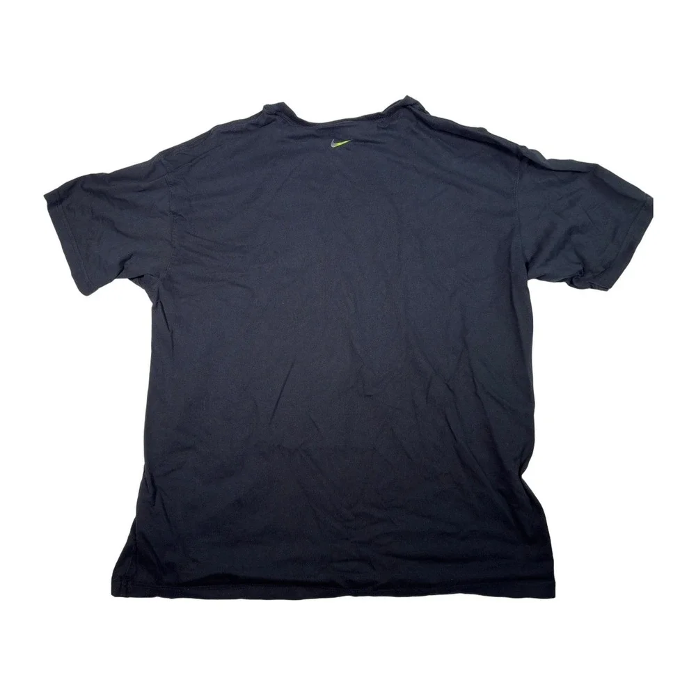 Nike‎ Tee Black Loose Fit Men's T-Shirt Graphic Print Size L Green Electric Wave